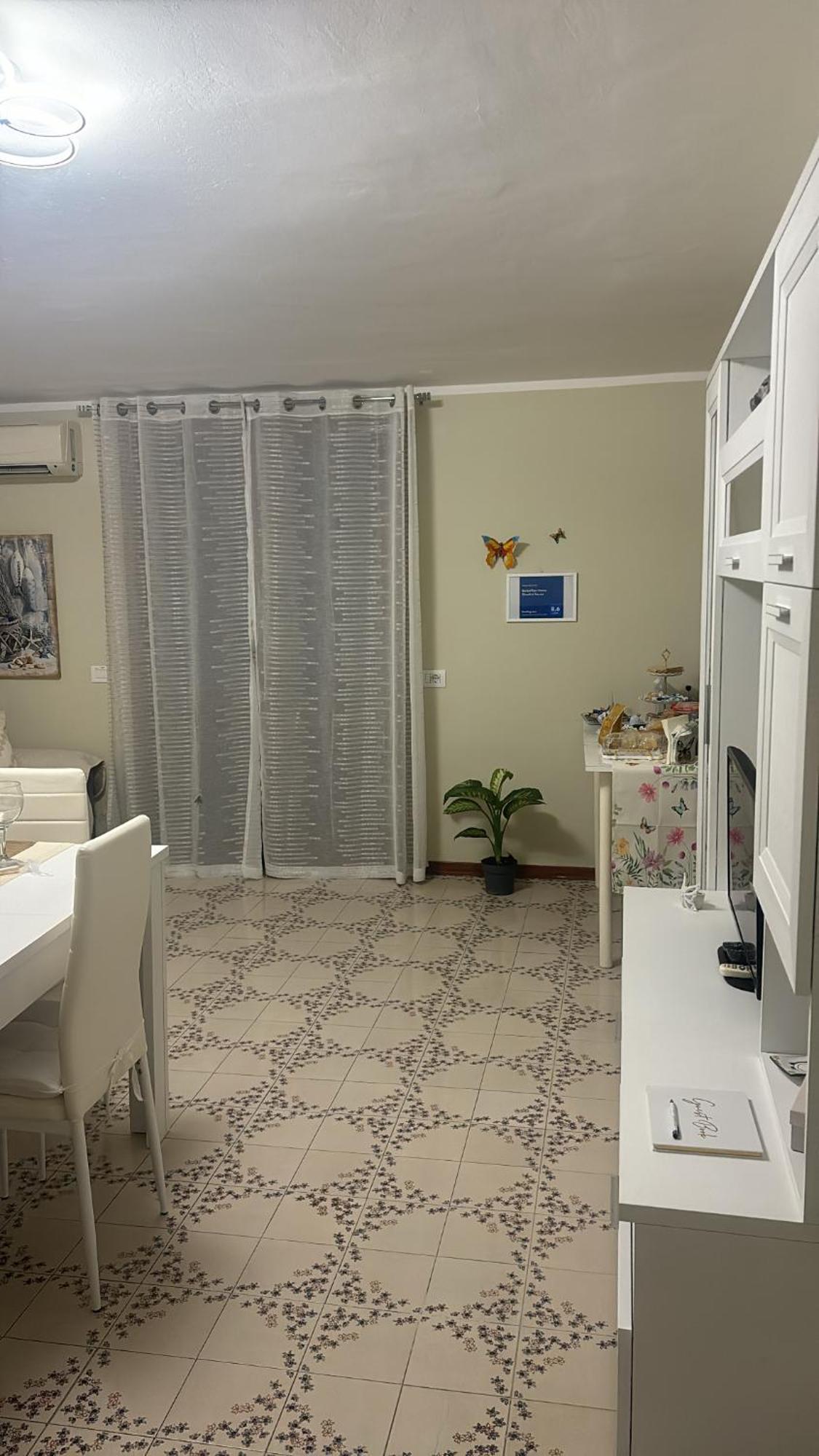 Appartamento Giardini Naxos Butterflies Home 스키조 외부 사진